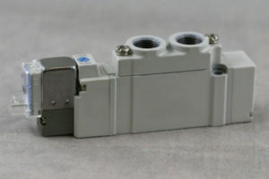 Pneumatic valve